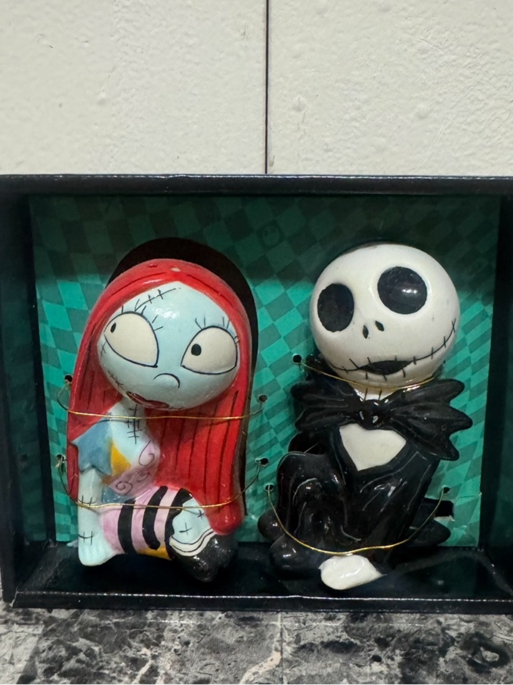 Halloween The Nightmare Before Christmas Jack & Sally Salt Pepper Shakers Disney